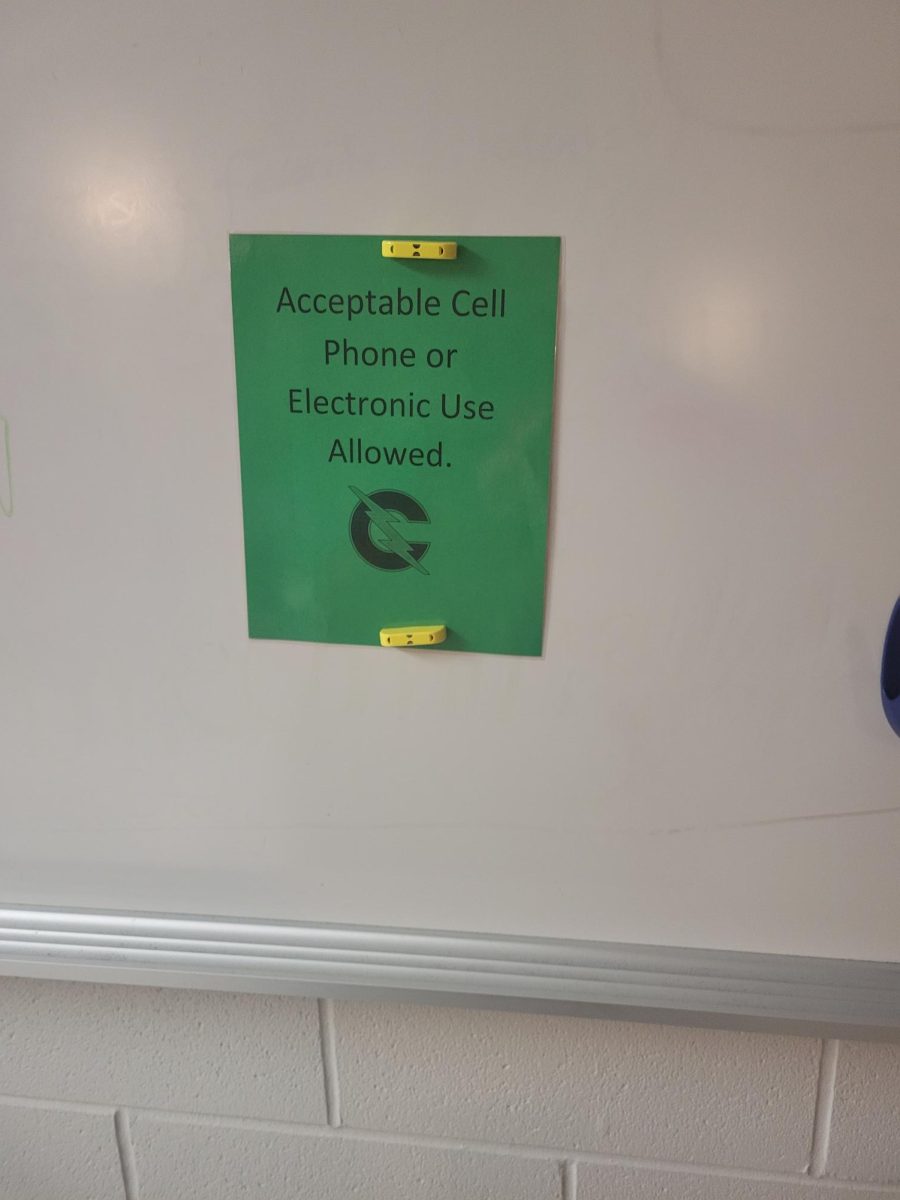 New signs indicate teachers class phone policy flipped to yes