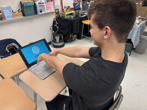 Senior Gavin Leahy using Chat GPT in class